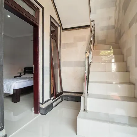 Grahadi41 Guest House Seminyak